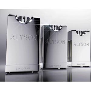 Crystal Oud Alyson Oldoini мужской аромат, выпущен в 2014 году.
