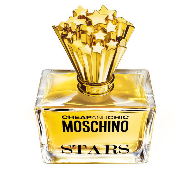 Stars Moschino цветочный аромат, создан для женщин. Основные ноты композиции: лилия, цитрон, ландыш, пион, жасмин, ветивер, амброксан.
