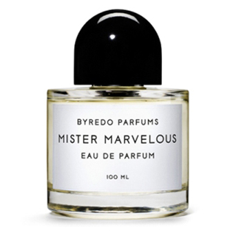 Mister Marvelous от Byredo Parfums - аромат 2011 года. Древесно-фужерный, он создан для сильного, уверенного в себе мужчины. Kомпозиция аромата: листья мандарина, цветки нероли, лаванда, зеленый бамбук, черная амбра и белый кедр.
